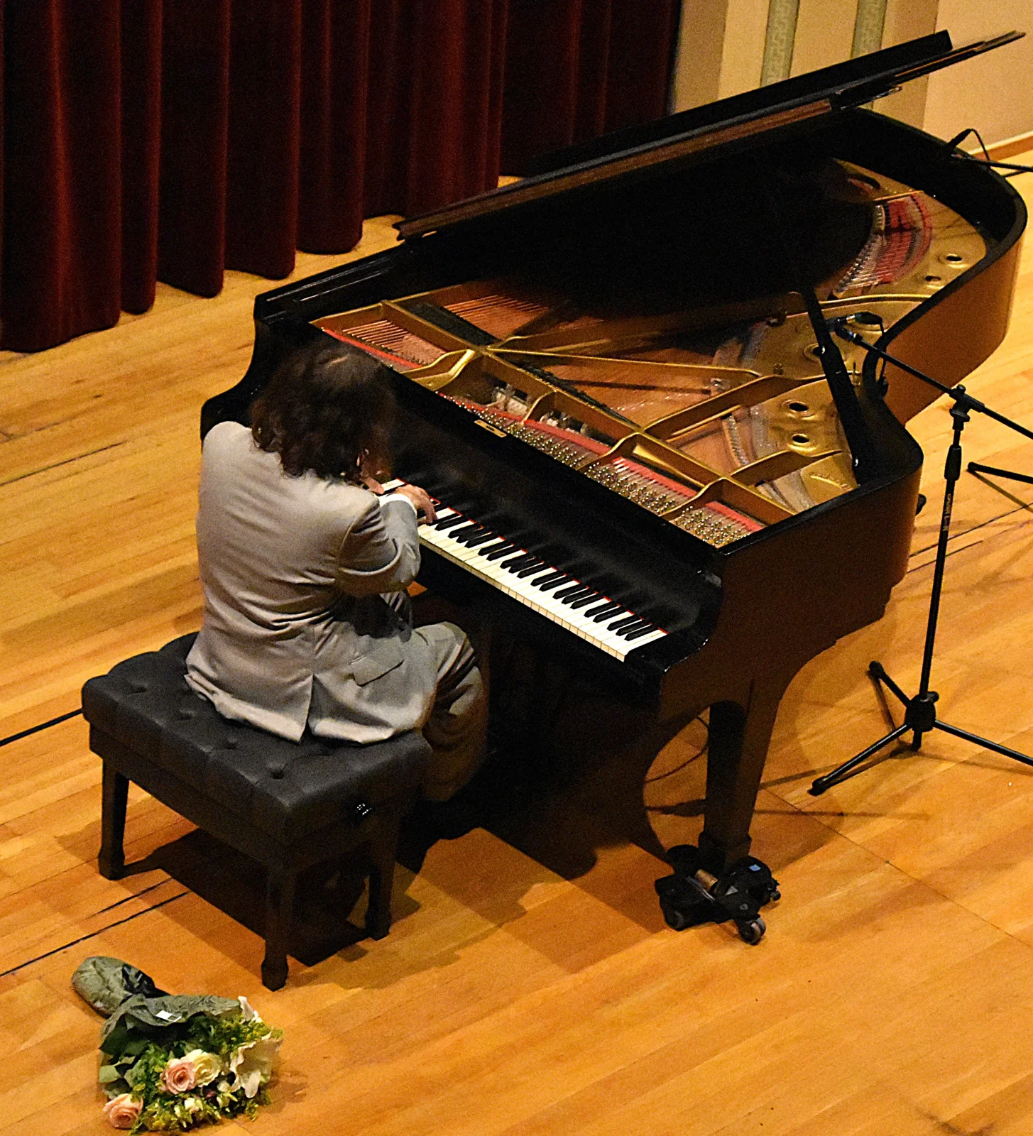 Chris Yonas at the piano